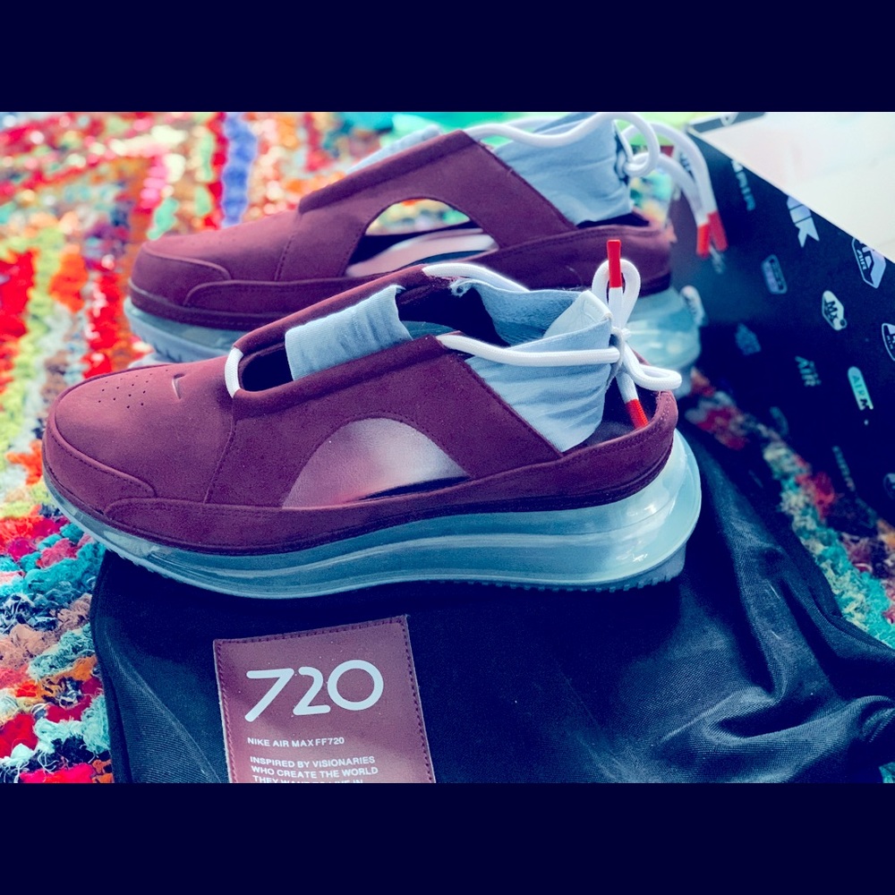 Nike Air Max FF 720–Night Maroon color—size 8.5